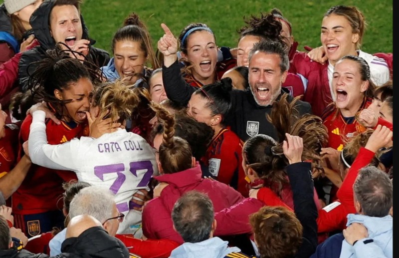 （下）西班牙足球决赛为破纪录的女足世界杯画上圆满句号_