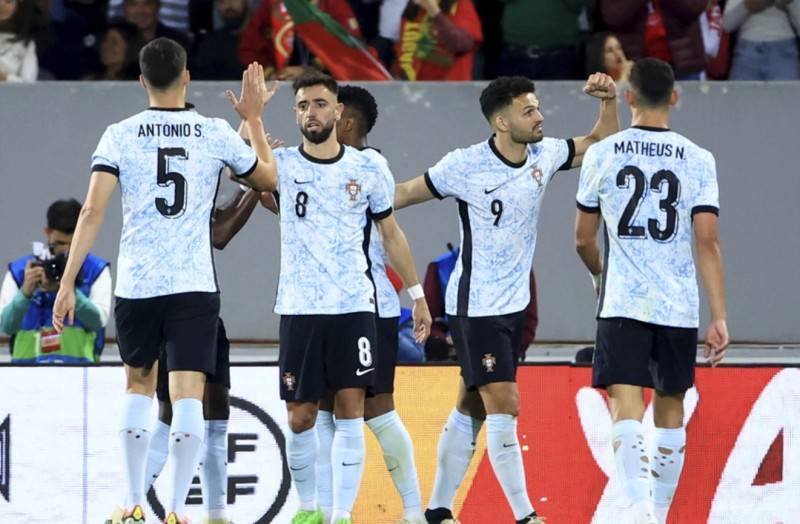 国际友谊赛——布鲁诺·费尔南德斯建功　葡萄牙5比2击败瑞典