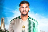 里昂球星奥瓦尔宣布自己将改为代表阿尔及利国家队出战.._