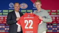 PSV埃因霍温从博洛尼亚签下荷兰国脚后腰耶尔迪·施豪腾.._