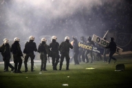 希腊超级联赛因暴力事件将关闭至2024年2月