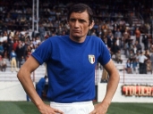 意大利的最佳射手和卡利亚里前锋路易吉·里瓦于79岁离世