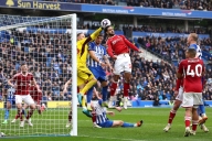 ◤英超联赛◢安德鲁·奥莫巴米德尔灾难性的乌龙球让布莱顿以1-0险胜诺丁汉森林。